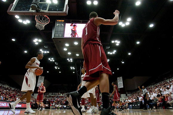 NCAA MEN'S BASKETBALL 2011 - Jan 15 - Washington State at Stanford