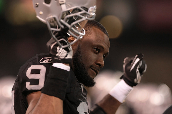 NFL: Preseason-Arizona Cardinals at Oakland Raiders