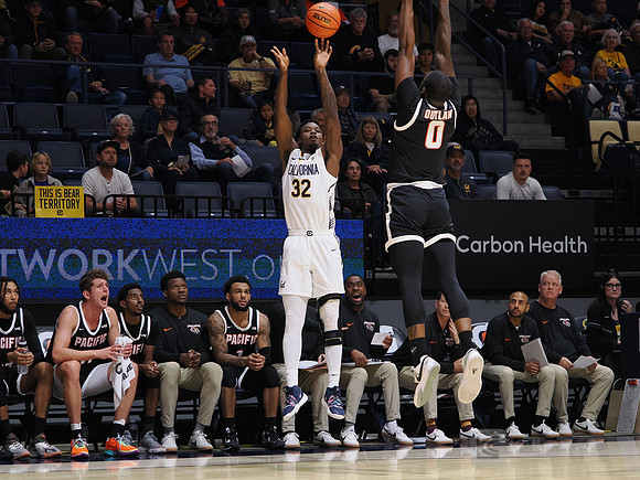 Jalen Celestine (32)