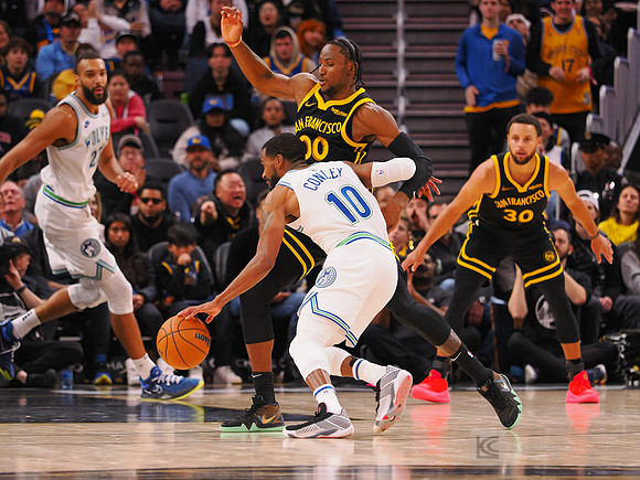 NBA: Minnesota Timberwolves at Golden State Warriors