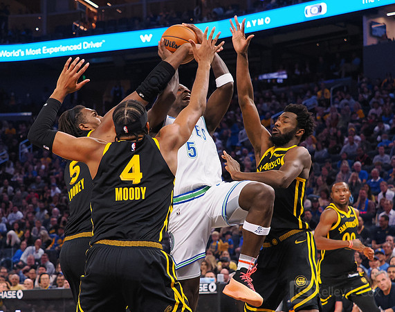 NBA: Minnesota Timberwolves at Golden State Warriors