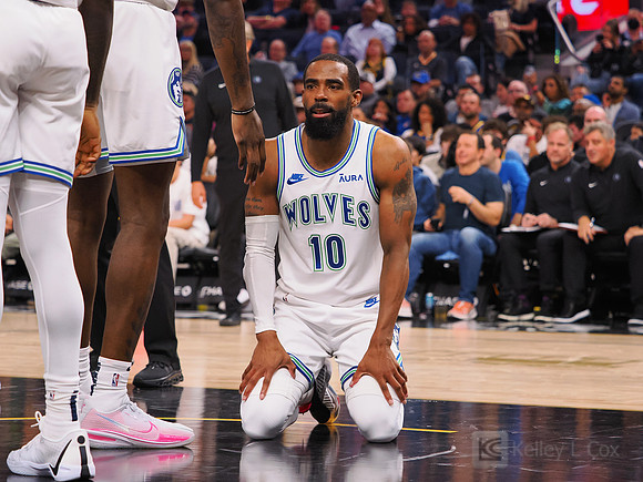NBA: Minnesota Timberwolves at Golden State Warriors