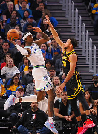 NBA: Minnesota Timberwolves at Golden State Warriors