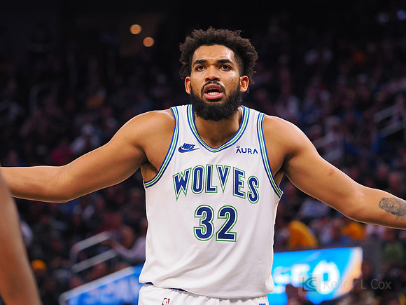 NBA: Minnesota Timberwolves at Golden State Warriors