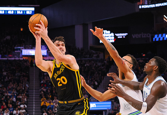 NBA: Minnesota Timberwolves at Golden State Warriors