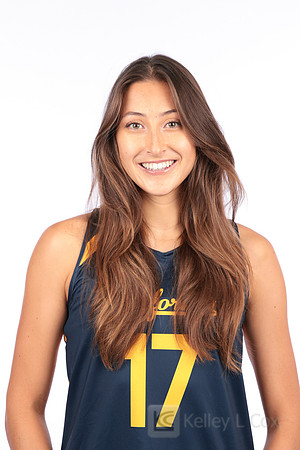 Amelia Vugrincic (17)