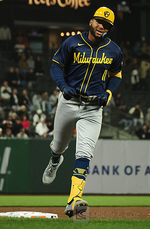 MLB: Milwaukee Brewers at San Francisco Giants