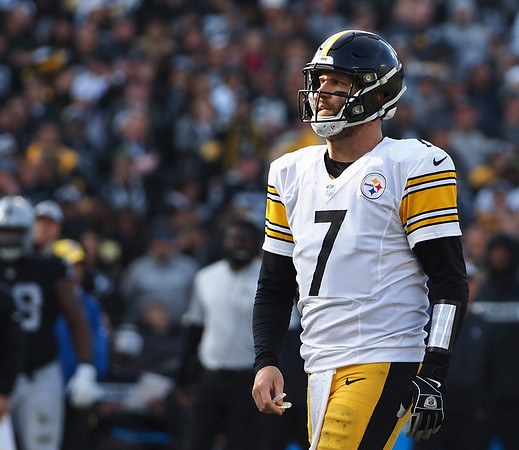 NFL: Pittsburgh Steelers at Oakland Raiders