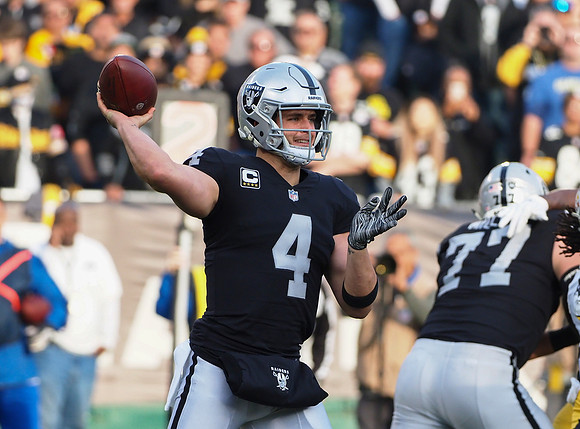 NFL: Pittsburgh Steelers at Oakland Raiders