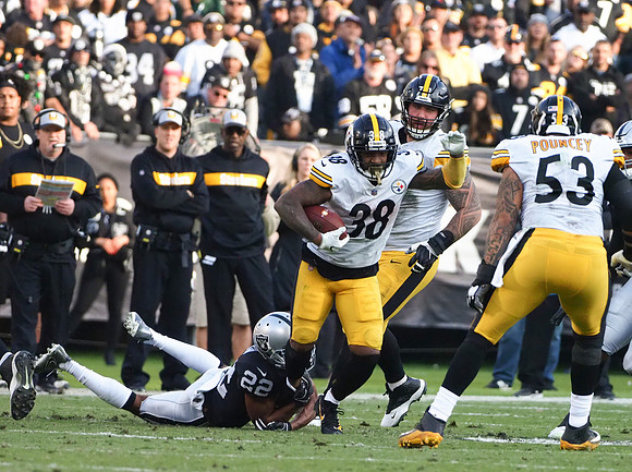 NFL: Pittsburgh Steelers at Oakland Raiders