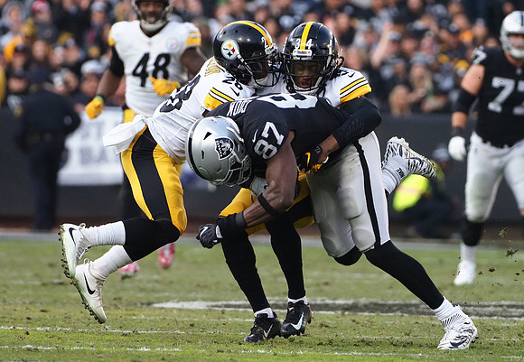 NFL: Pittsburgh Steelers at Oakland Raiders