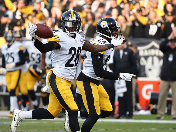 NFL: Pittsburgh Steelers at Oakland Raiders