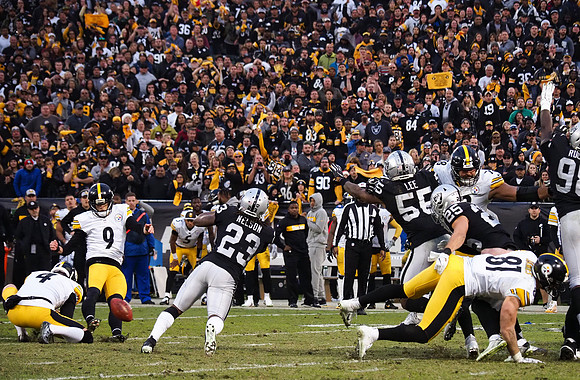 NFL: Pittsburgh Steelers at Oakland Raiders