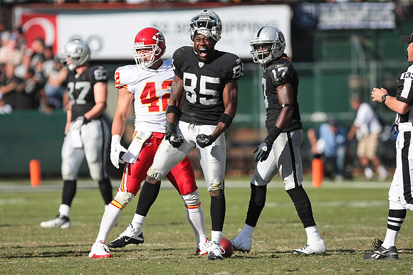 NFL: Kansas City Chiefs at Oakland Raiders