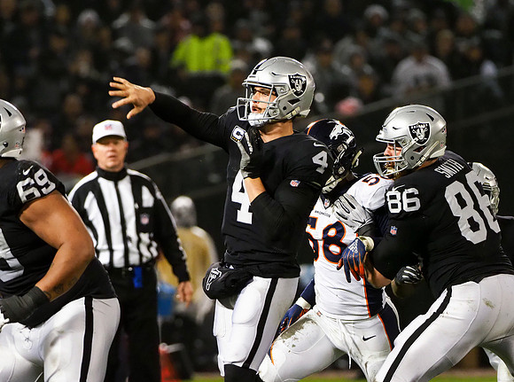 NFL: Denver Broncos at Oakland Raiders