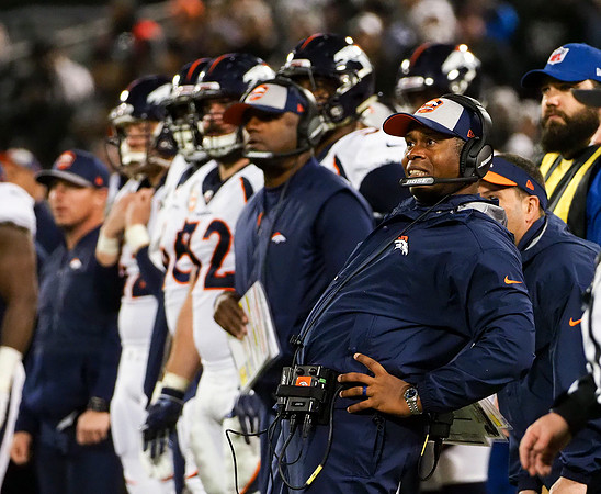 NFL: Denver Broncos at Oakland Raiders