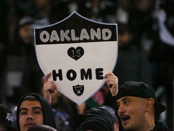 NFL: Denver Broncos at Oakland Raiders