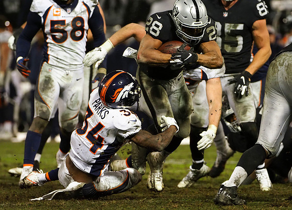 NFL: Denver Broncos at Oakland Raiders