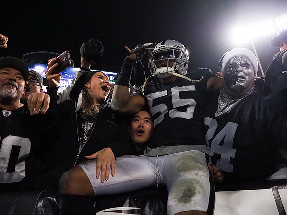 NFL: Denver Broncos at Oakland Raiders