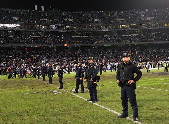 NFL: Denver Broncos at Oakland Raiders