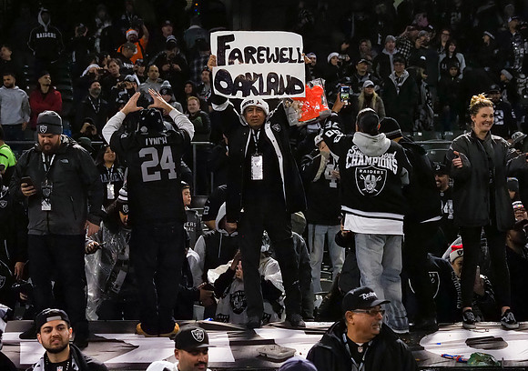 NFL: Denver Broncos at Oakland Raiders