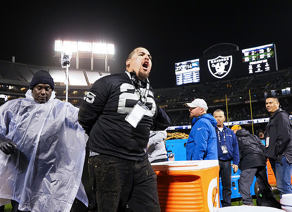 NFL: Denver Broncos at Oakland Raiders