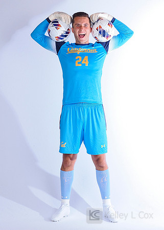 Collin Travasos (24)
