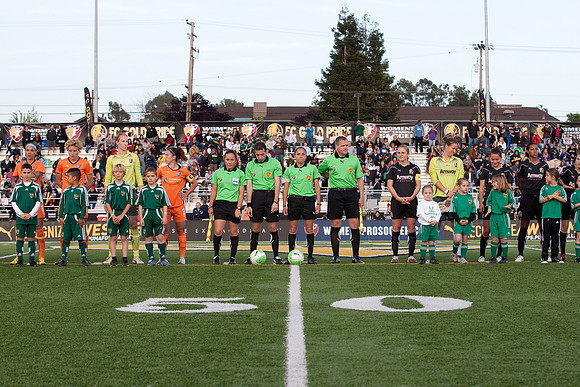 FC Gold Pride vs Sky Blue FC