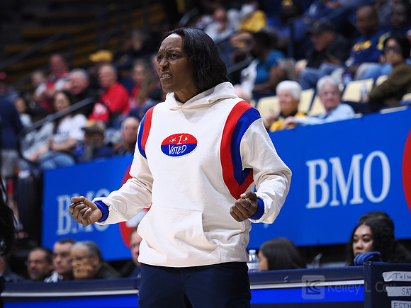Women’s Basketball: California Golden Bears vs Saint Mary’s Gaels