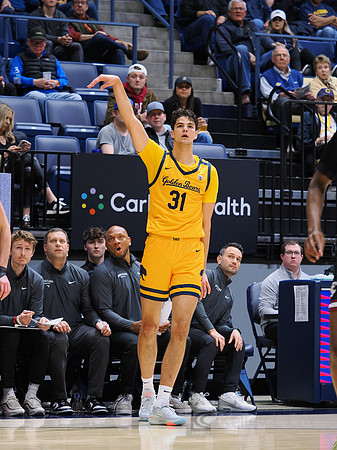 Gus Larson (31)