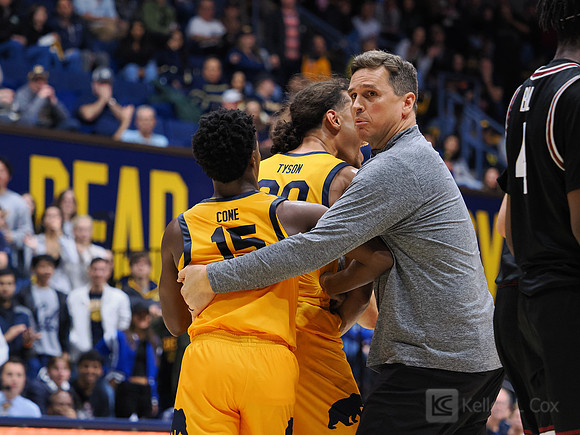 Jalen Cone (15), Jaylon Tyson (20), Mark Madsen