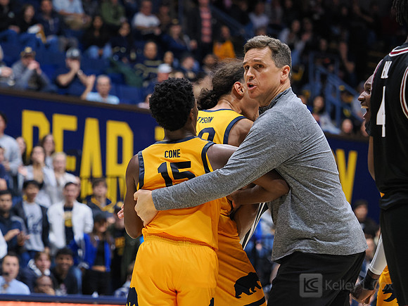Jalen Cone (15), Jaylon Tyson (20), Mark Madsen