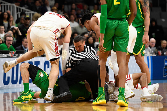 NCAA Basketball: NCAA Tournament-First Round-Oregon vs Wisconsin