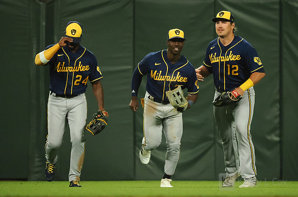 MLB: Milwaukee Brewers at San Francisco Giants