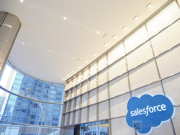 Anning-Johnson Company: Salesforce Tower