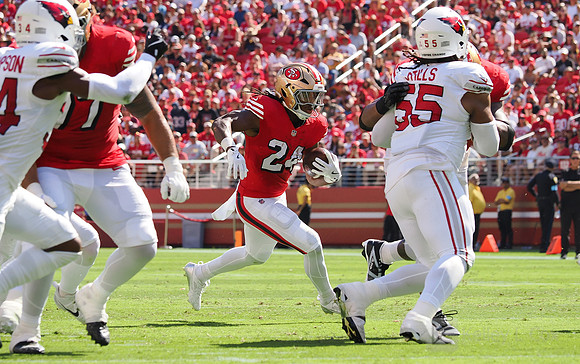 NFL: Arizona Cardinals at San Francisco 49ers