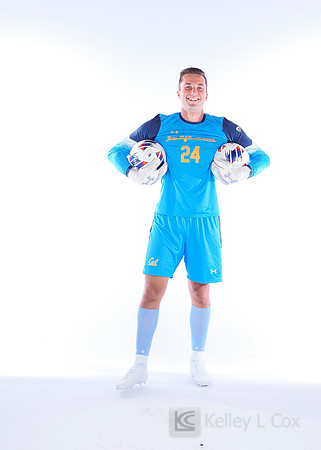 Collin Travasos (24)