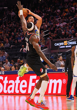 NBA: Portland Trail Blazers at Golden State Warriors
