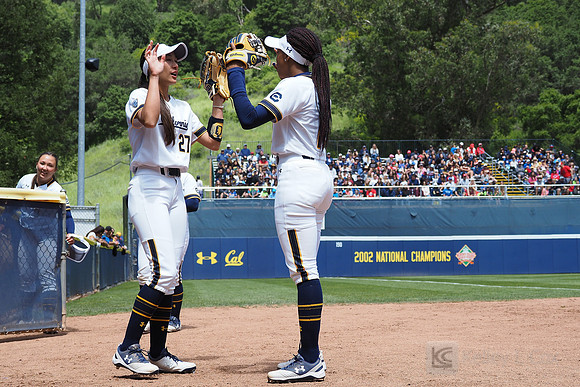 Sabrina Nunez (27), Destiny Blueford (11)