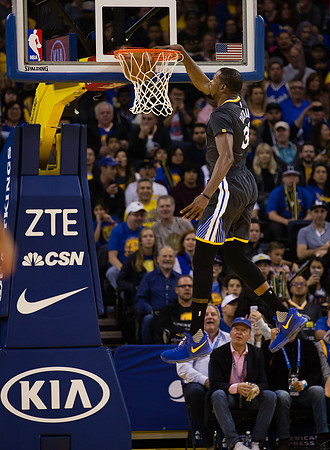 NBA: Phoenix Suns at Golden State Warriors