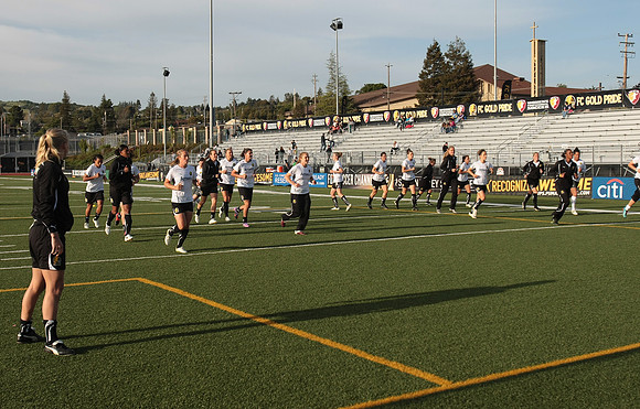 FC Gold Pride vs Sky Blue FC