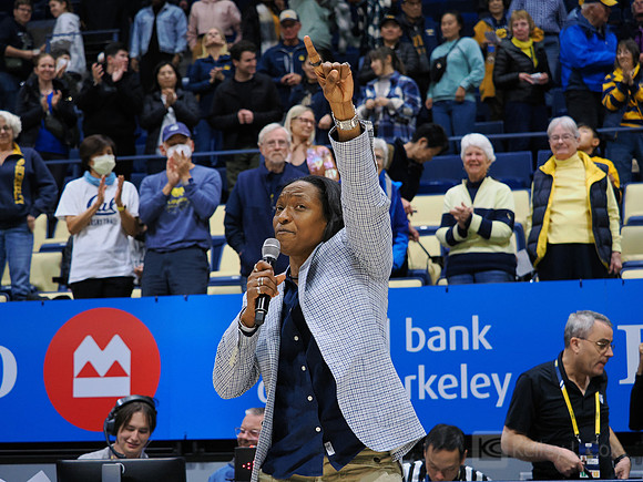 Womens Basketball: California Golden Bears vs Washington Huskies