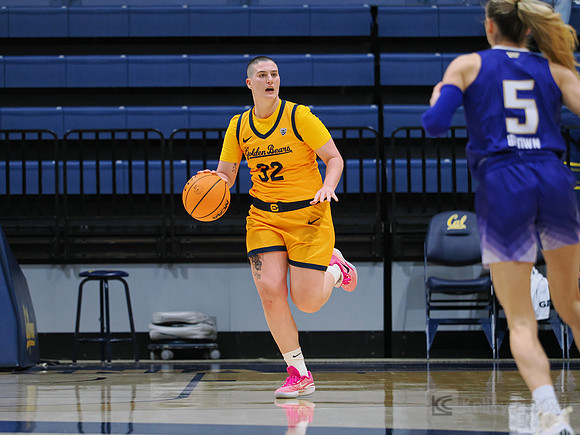 Womens Basketball: California Golden Bears vs Washington Huskies