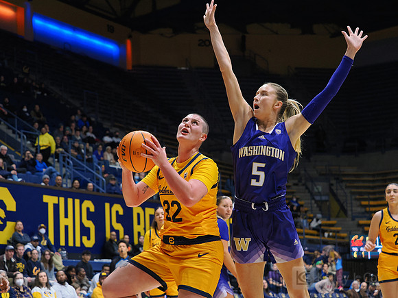 Womens Basketball: California Golden Bears vs Washington Huskies