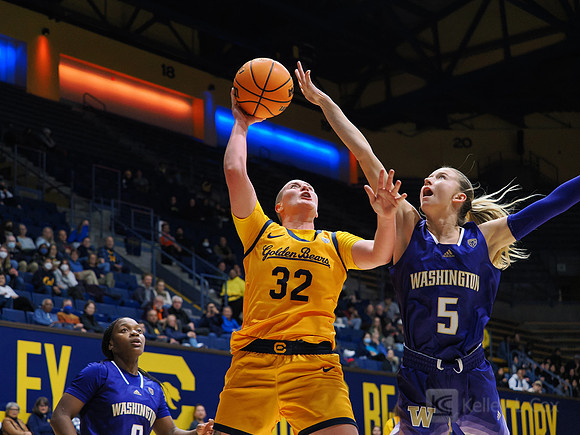 Womens Basketball: California Golden Bears vs Washington Huskies