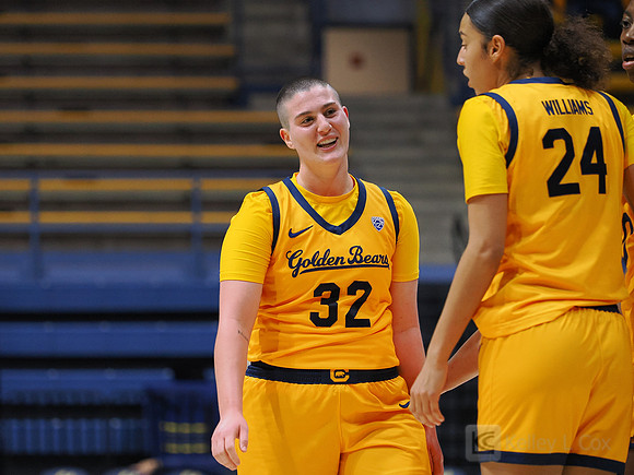 Womens Basketball: California Golden Bears vs Washington Huskies