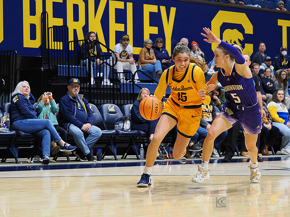 Womens Basketball: California Golden Bears vs Washington Huskies