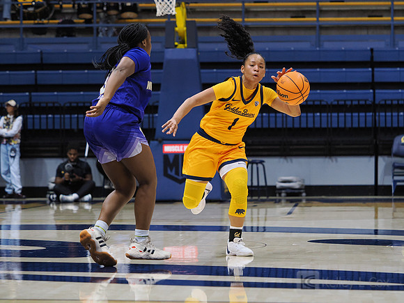 Womens Basketball: California Golden Bears vs Washington Huskies