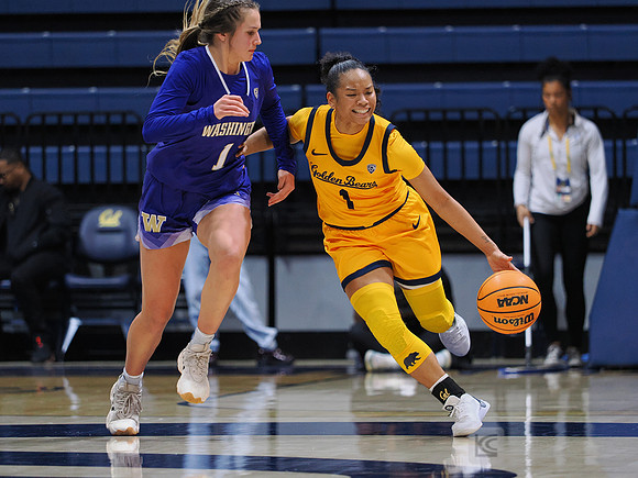 Womens Basketball: California Golden Bears vs Washington Huskies