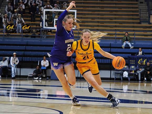 Womens Basketball: California Golden Bears vs Washington Huskies